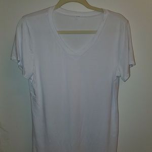 Medium Casual Short Sleeve V-Neck